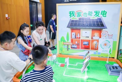 阳光新能源“科技追光之旅” 以九城科普为桥，引领产业创新与公众认知的双向奔赴